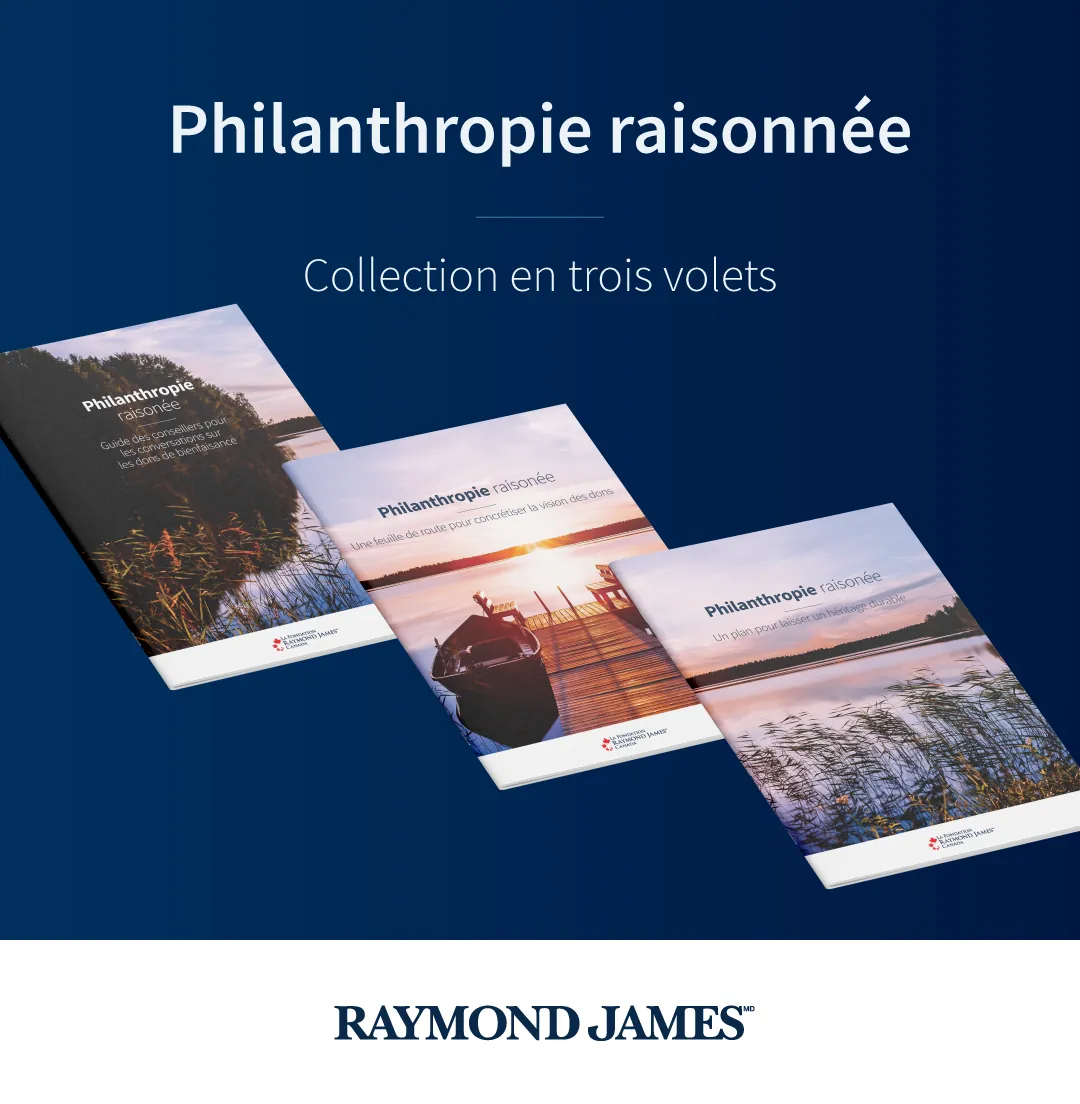Collection graphic: Philanthropie raisonnée, Collection en trois volets, with three angled covers on blue.